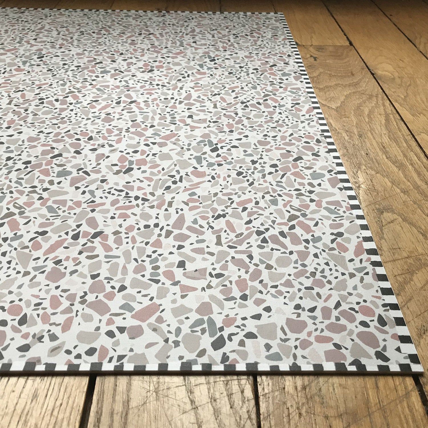 Terrazzo rose vinyl rug